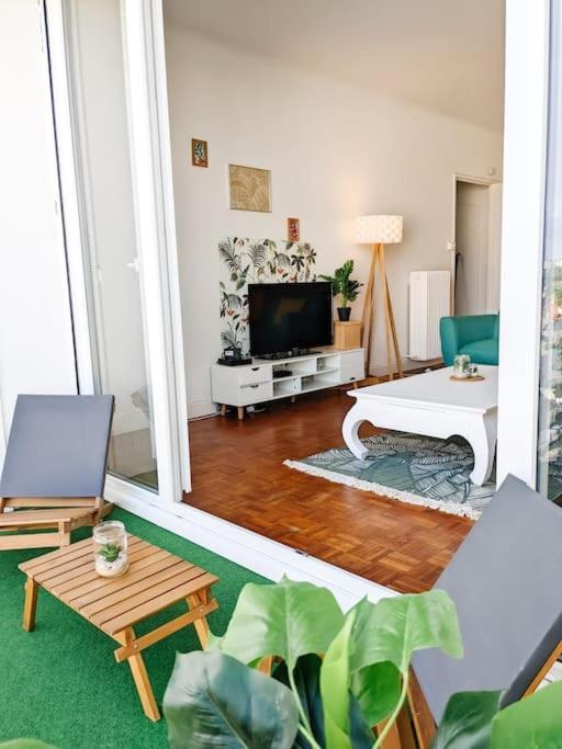 Ferienwohnung Cosy Mirabelle 2Ch - Parc Expo - Balcon & Parking Pau Exterior foto
